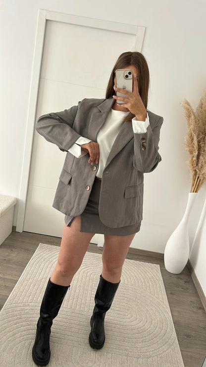 Blazer Gris Avec Manchettes