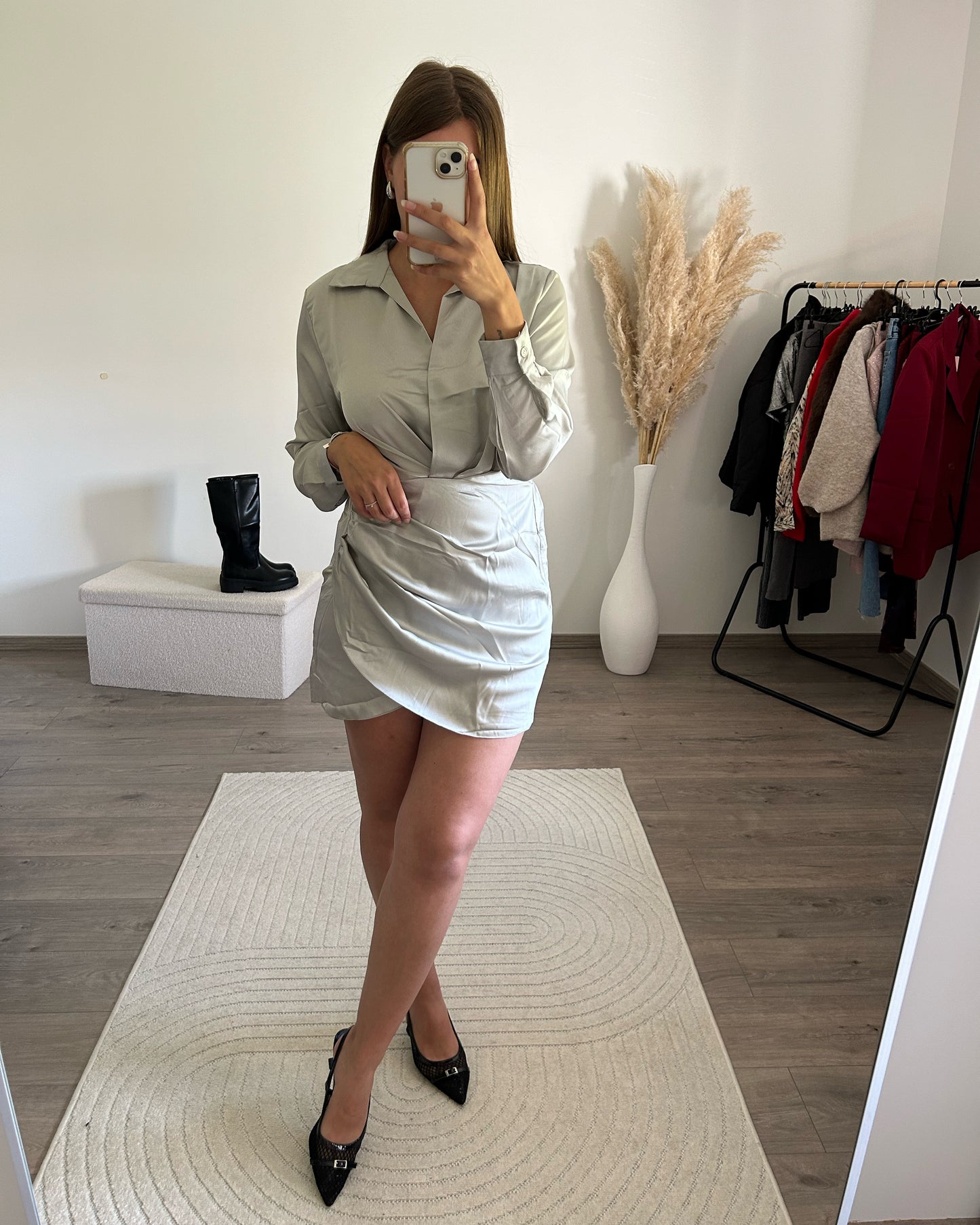 Robe Silver