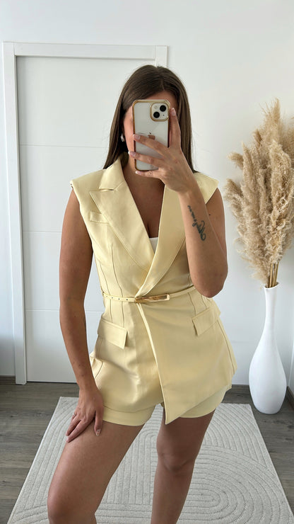 Ensemble Blazer Et Short Jaune