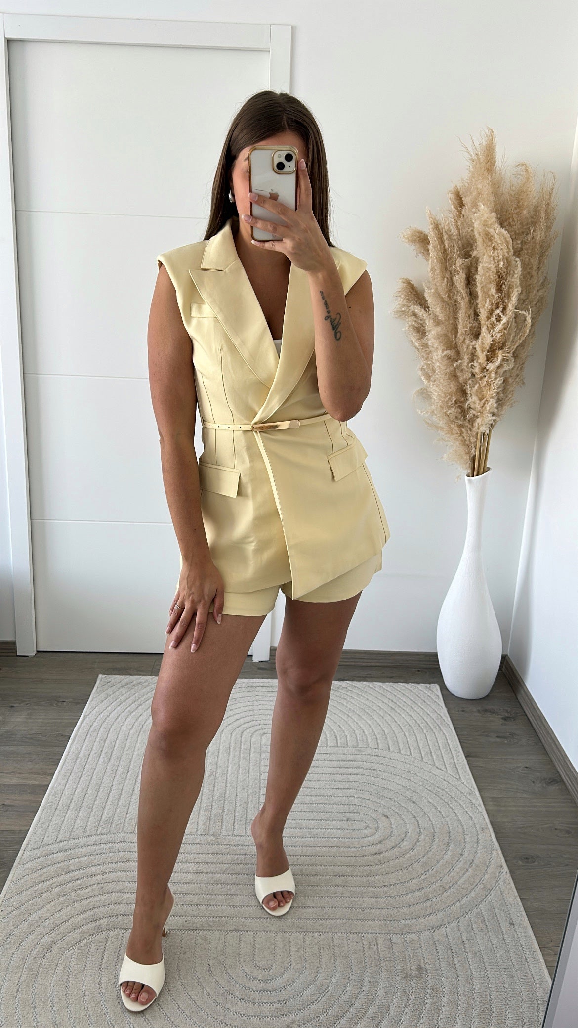 Ensemble Blazer Et Short Jaune